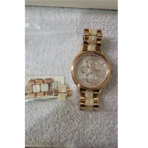 Womans fossil watch